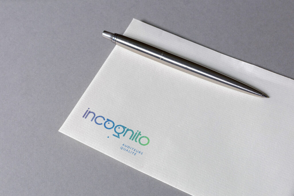 Branding Incognito Com un poisson graphiste Quimperlé